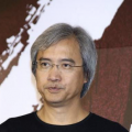 抓住我朋友的母亲和妻子